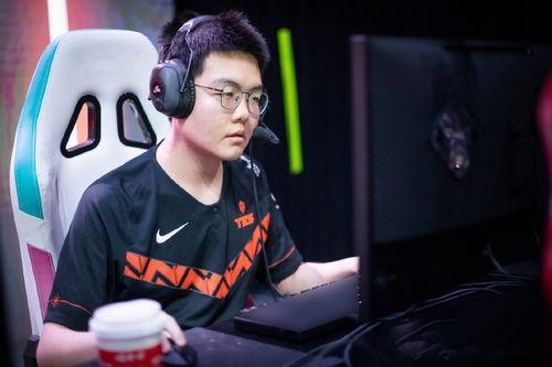 小雷直播间爆料最新消息,最新热点事件大揭秘! 第2张 小雷直播间爆料最新消息,最新热点事件大揭秘! 第2张